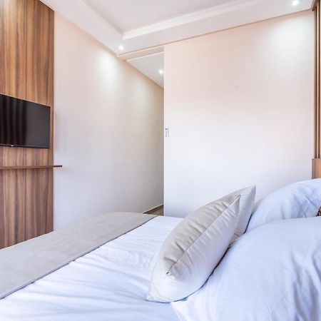 New! Superbe Appartement A Majorelle,Terrace,Iptv. Марракеш Екстер'єр фото